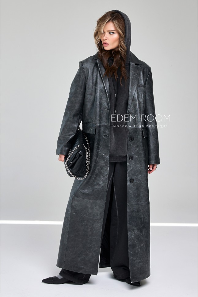 стильный кожаный плащ на пуговицах