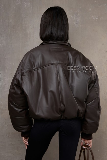 молодёжный кожаный пуховик