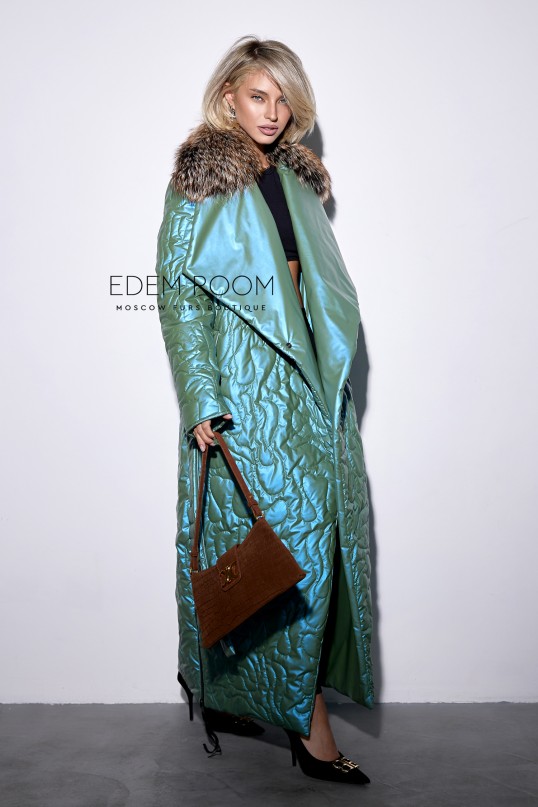 Итальянское пальто с мехом лисы