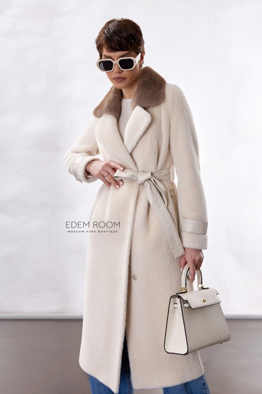 пальто c воротником из норки пальто c воротником из норки