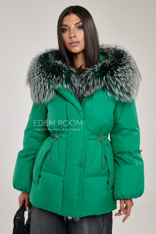 молодежная куртка на пуху 