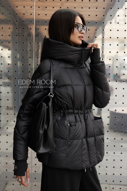 спортивная невесомая куртка - пуховик