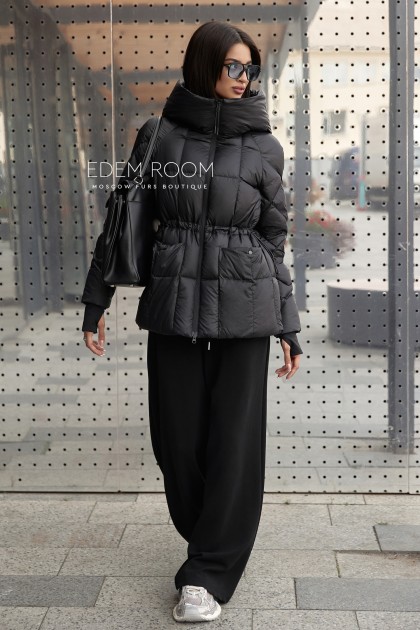 спортивная невесомая куртка - пуховик