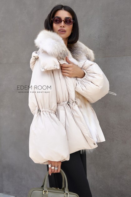 куртка - пуховик с мехом