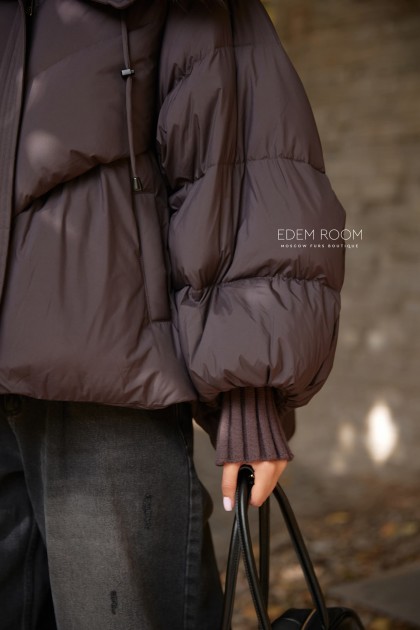 зимняя куртка пуховик с капюшоном