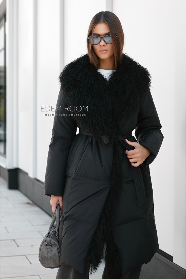 пуховик с воротником из ламы