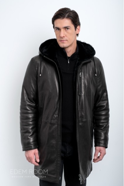 удлинённая мужская дублёнка с капюшоном удлинённая мужская дублёнка с капюшоном