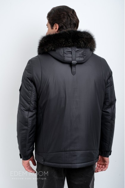 утеплённая куртка с капюшоном