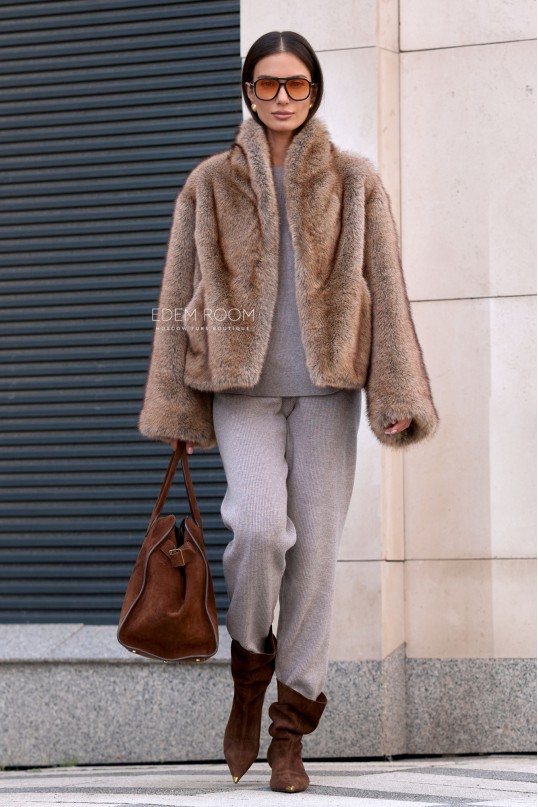 короткая шуба из  эко-меха