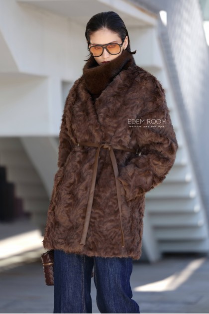 шуба с манишкой из эко-меха 
