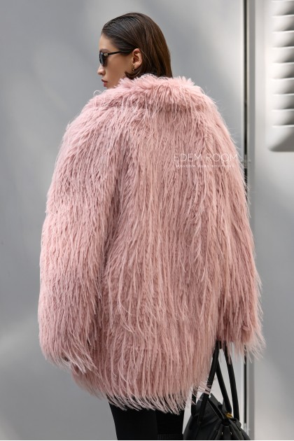 стильная шуба из эко меха под страуса