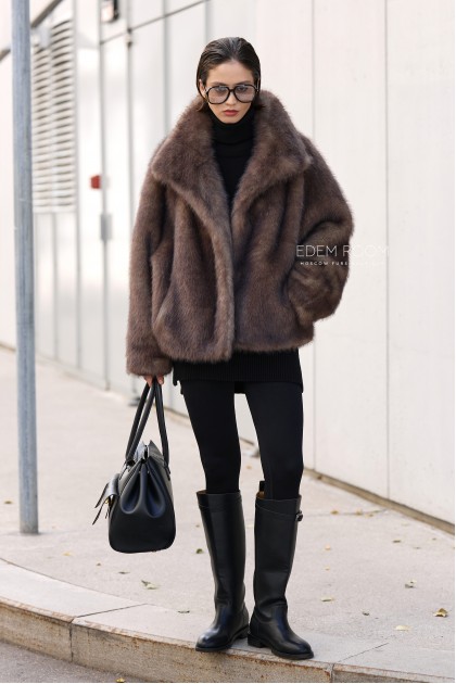 куртка из эко меха под песец