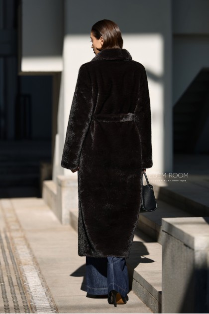 стильная шуба из эко меха под норку 