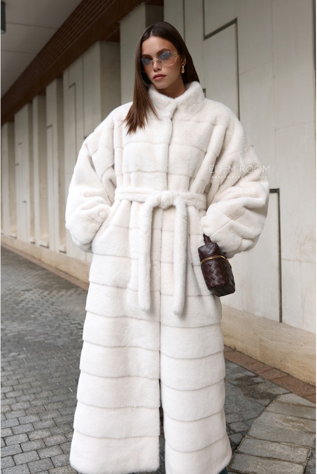 длинная шуба из эко-меха оверсайз