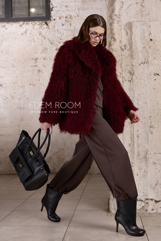 короткая шуба из ламы