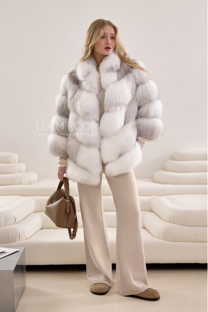 белая шуба из арктической лисы