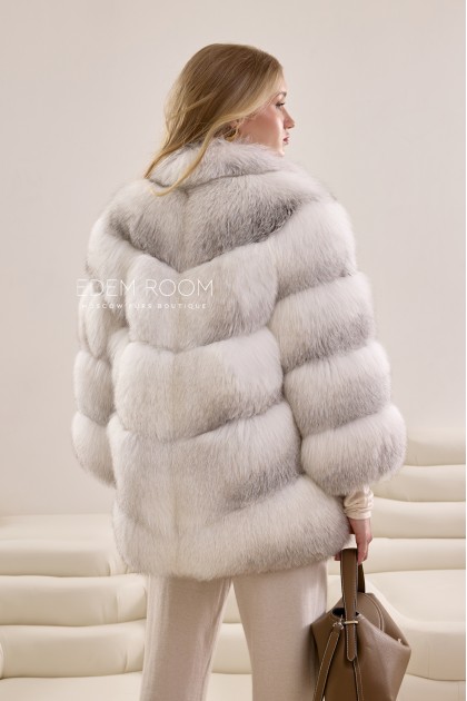 белая шуба из арктической лисы