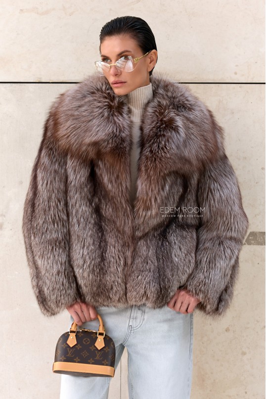 короткая шуба из лисы