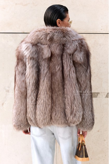 короткая шуба из лисы