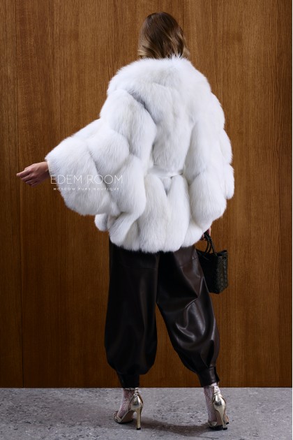 шуба - пончо из арктической лисы