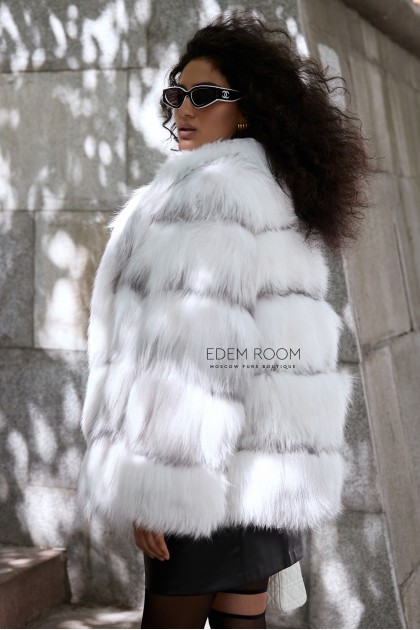 полушубок из арктической лисы