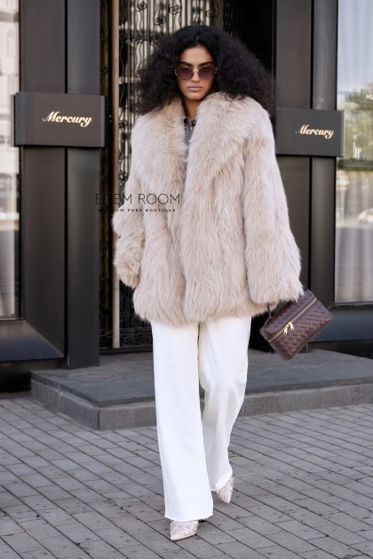 шуба в росшив из меха лисы