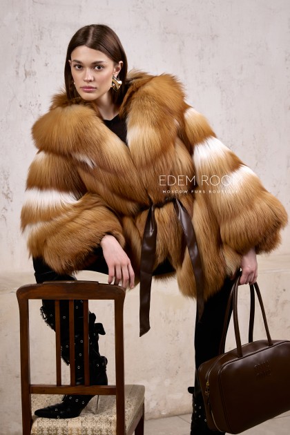 шуба - пончо из лисы с капюшоном