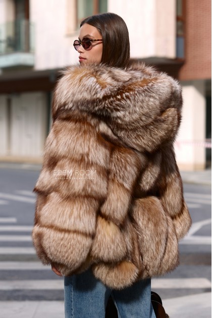 шуба пончо из лисы с капюшоном
