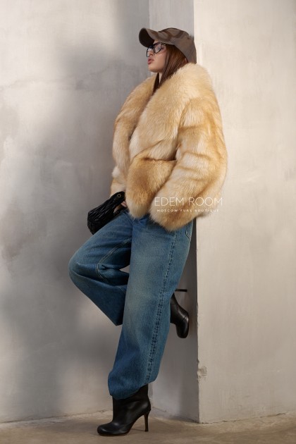 короткая шубка из лисы