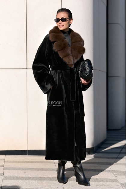 шуба из щипаной норки с куницей  шуба из щипаной норки с куницей