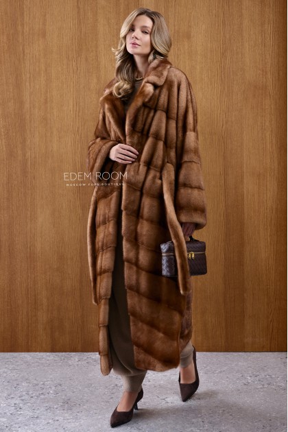 длинная шуба из норки под пояс