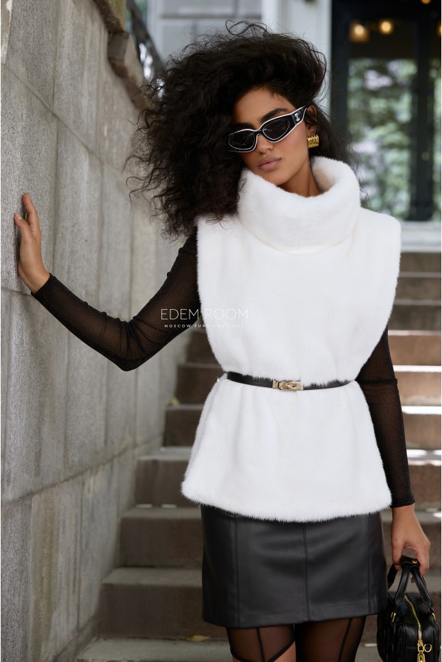 белая норковая манишка