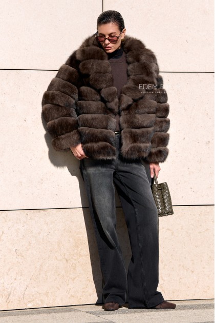 короткая шуба из меха песца