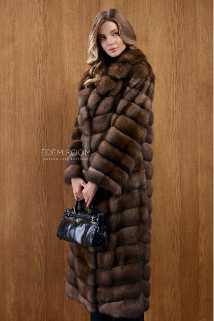 длинная шуба из соболя