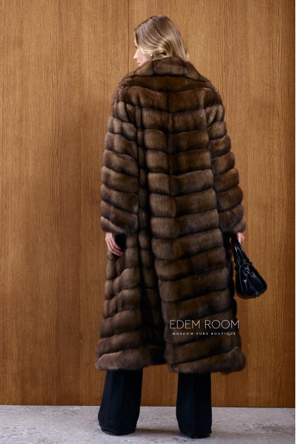 длинная шуба из соболя