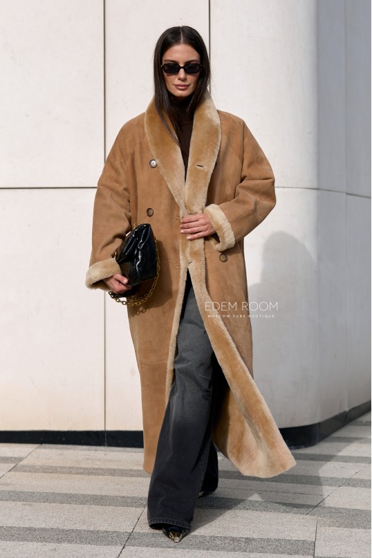 удлинённая дублёнка на пуговицах