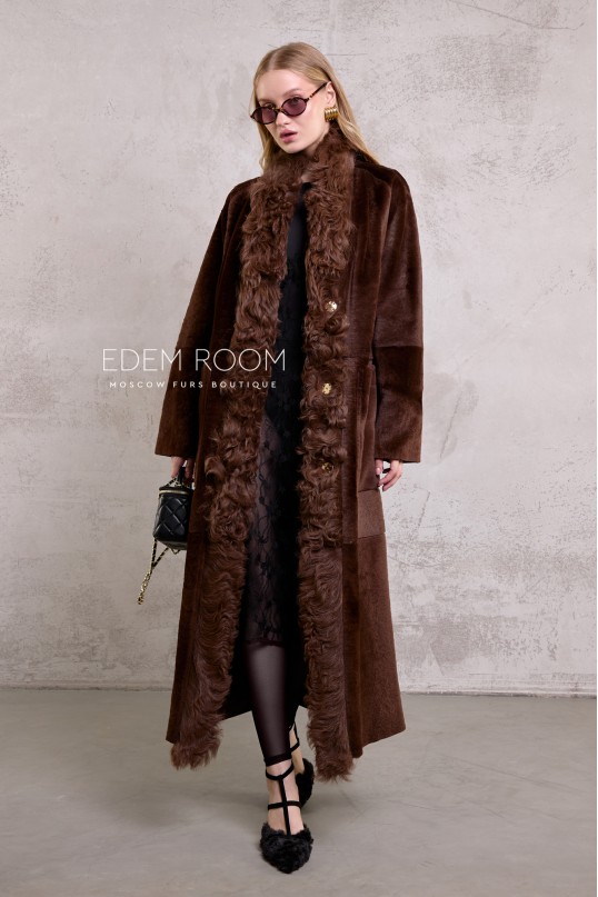 двухсторонняя женская дублёнка с мехом тиградо