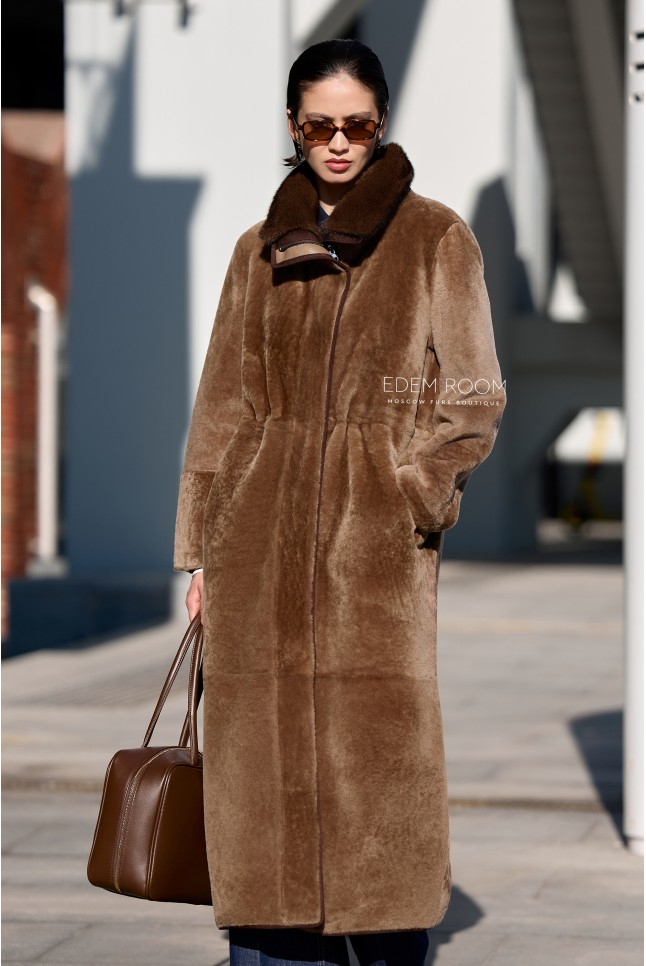 двухсторонняя дублёнка на кулисе