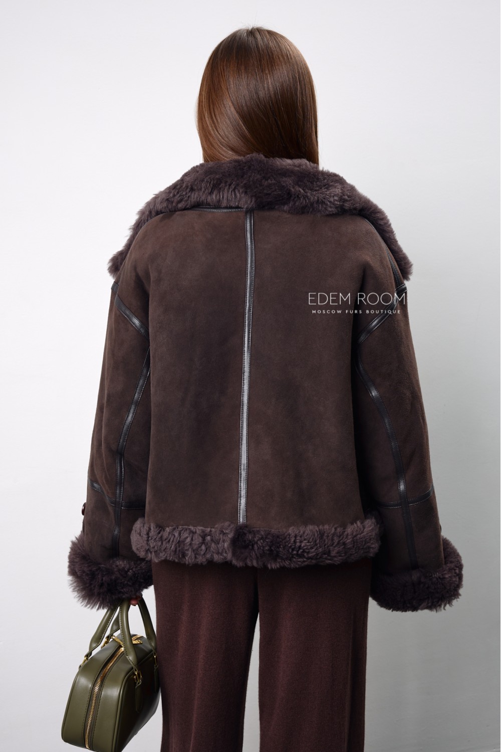 короткая дублёнка из натуральной замши