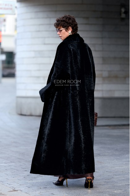 удлиненная дублёнка на запах