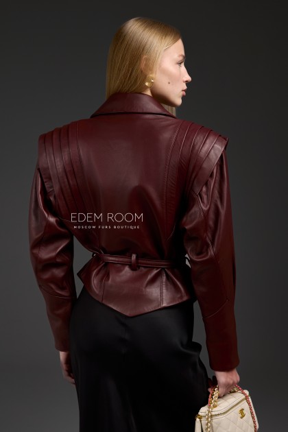 кожаная куртка с плечами кожаная куртка с плечами