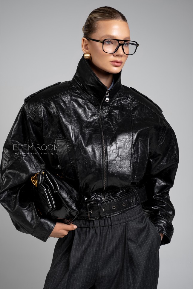  кожаный бомбер с увеличенными плечами