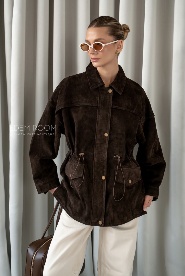 удлиненная замшевая куртка на кулиске