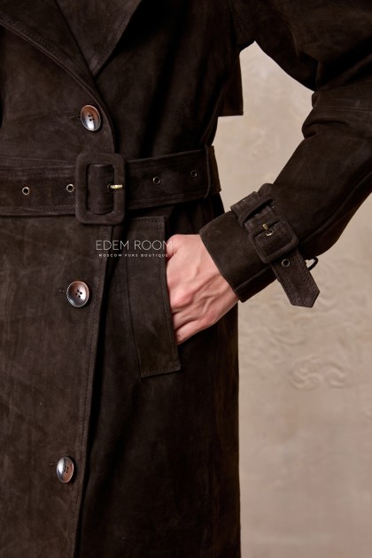 удлиненный тренч из замшевой кожи