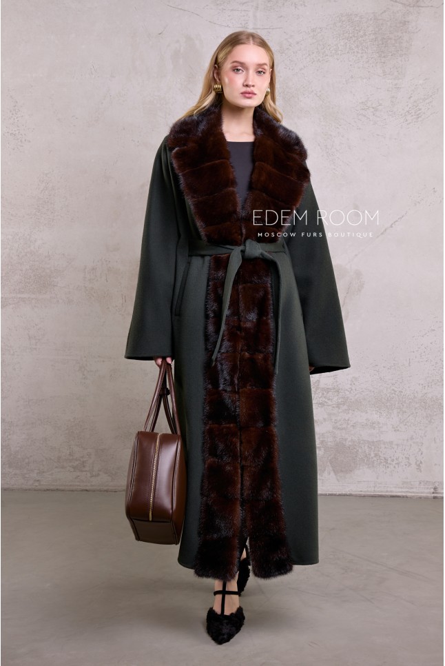 шерстяное пальто с мехом норки
