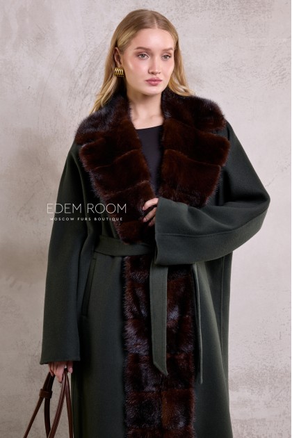 шерстяное пальто с мехом норки