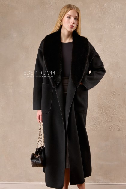 чёрное пальто с мехом 