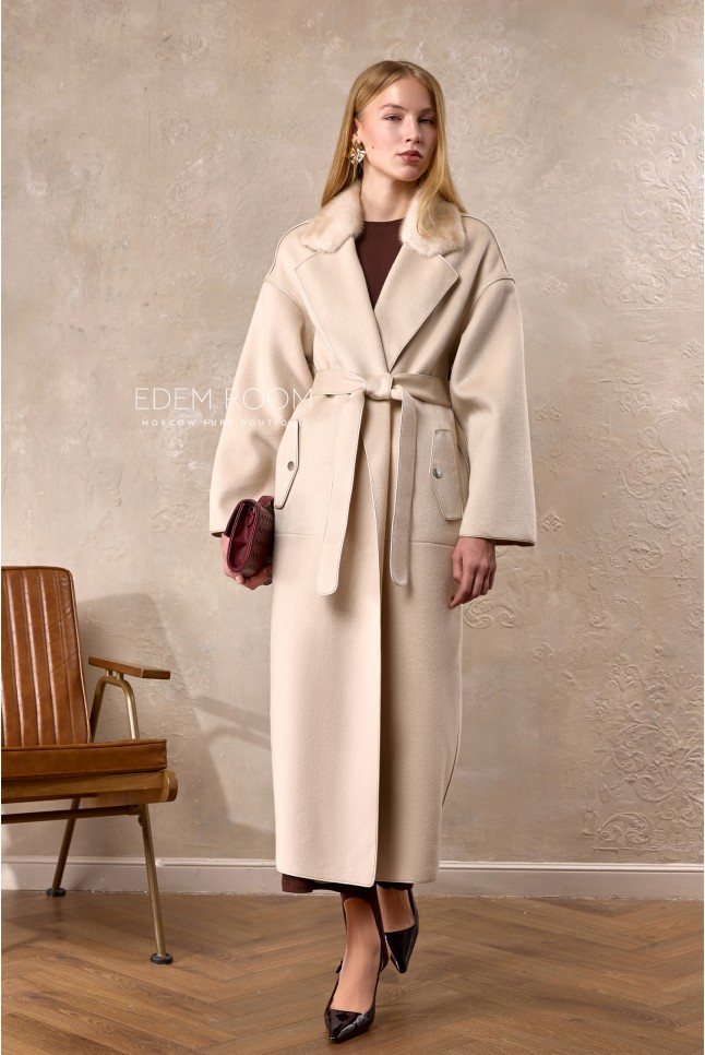 светлое двухстороннее пальто  светлое двухстороннее пальто