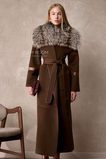 Итальянское пальто с мехом лисы