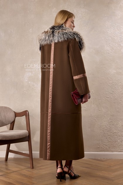 Итальянское пальто с мехом лисы